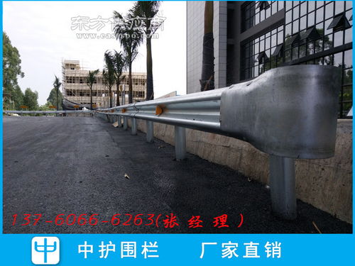 波形护栏厂家直销 波形梁护栏安装施工 英德防撞护栏类型